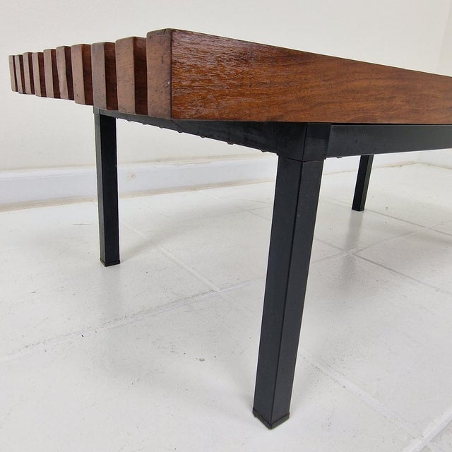 Low Italian Slatted Wooden Bench, 20th Century For Sale - Image 10 of 14