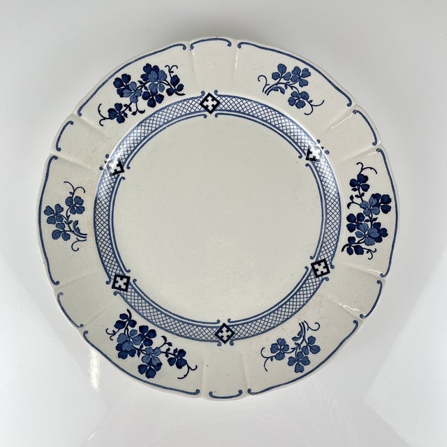 Round Jane Model Platter from KG Lunéville, 1890s For Sale - Image 3 of 12