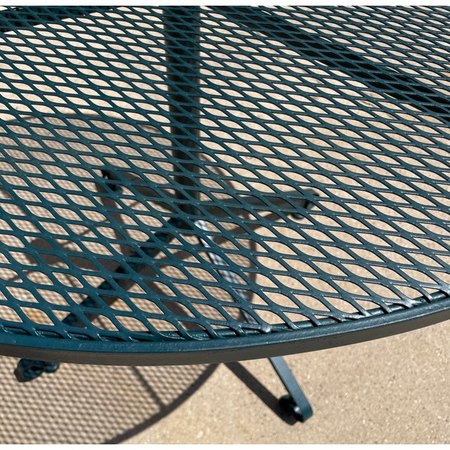 1960s Woodard Wrought Iron Patio Radar Atomic Set Table 4 Chairs, Attributed For Sale - Image 9 of 11