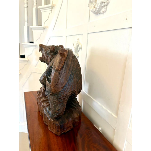 1900 - 1909 Large Japanese Edwardian Carved Linden Wood Bear Carrying a Fish, 1900s For Sale - Image 5 of 14