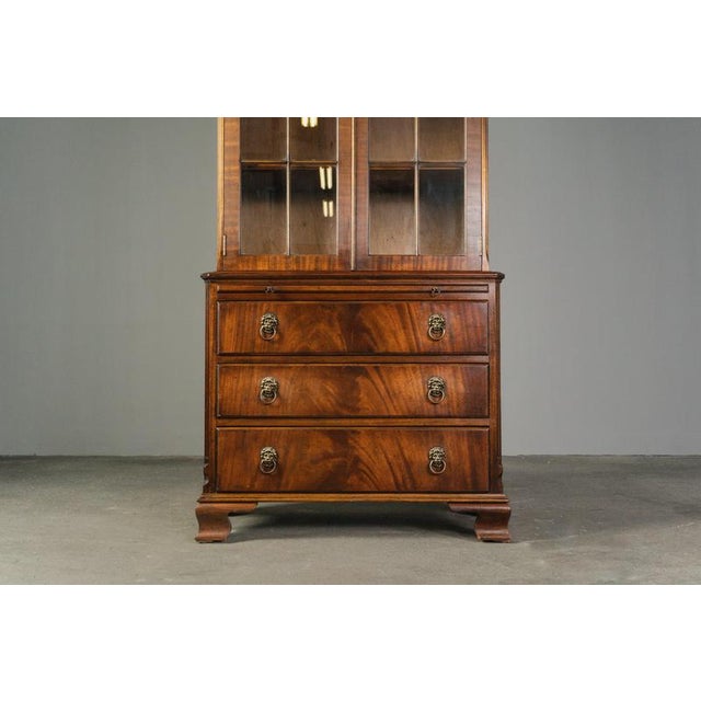 Late 20th Century English Bookcase from Reprodux For Sale - Image 13 of 18