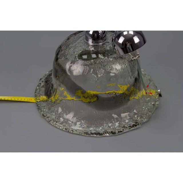 Italian Bell-Shaped Iced Murano Glass and Chrome Pendant Lamp For Sale - Image 13 of 17
