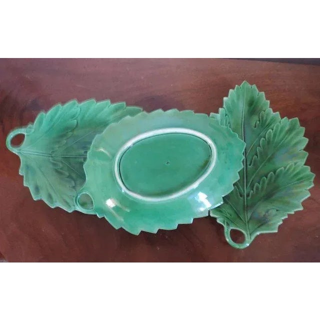 19th Century English Green Glazed Porcelain Leaf Dishes - Set of 3 For Sale - Image 9 of 11