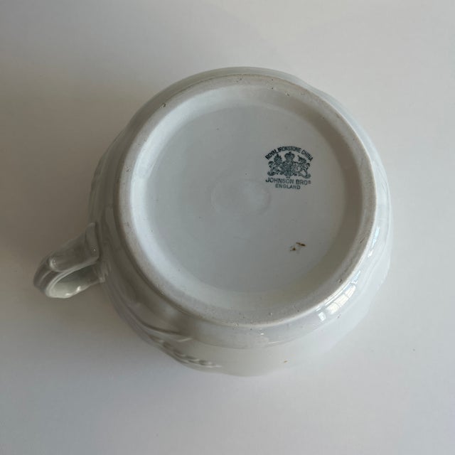Ceramic Antique Royal Ironstone Johnson Bros England Chamber Pot For Sale - Image 7 of 9