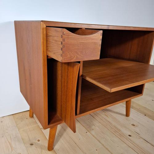 Brown Mid-Century Modern Danish Teak Turntable Cabinet, 1960s For Sale - Image 8 of 9