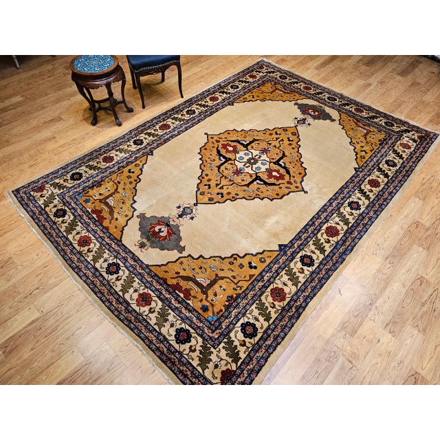 Vintage Indian Agra Carpet, Handwoven Wool Pile, Open Field Design, 8' x 11' For Sale - Image 4 of 18