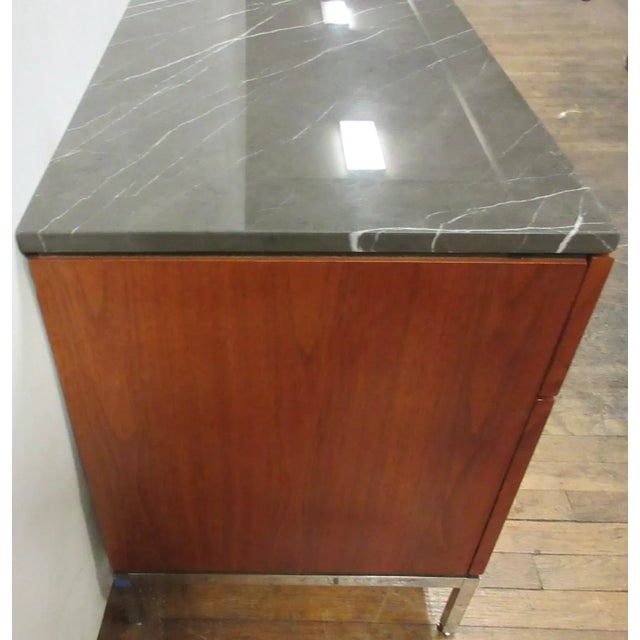 Florence Knoll Credenza in Walnut With Marble Top For Sale - Image 9 of 11