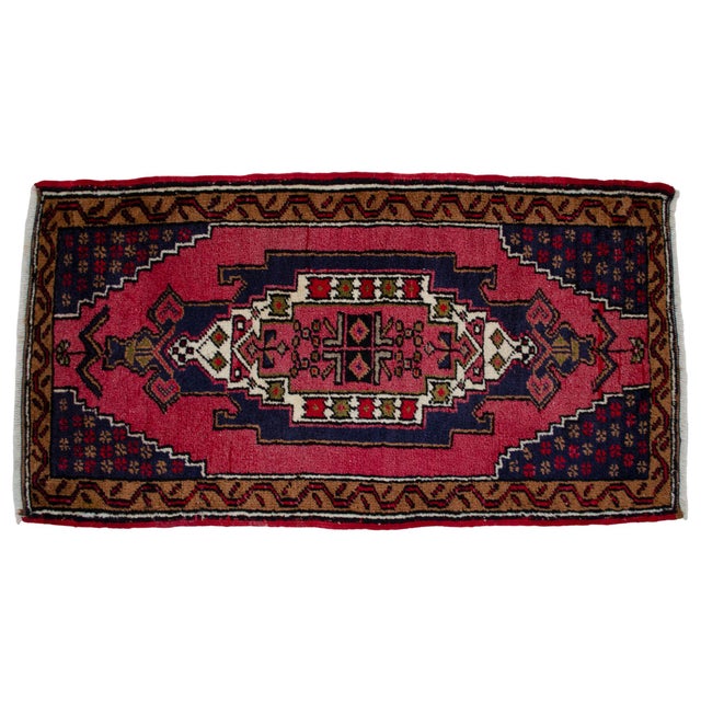 1970s Vintage Hand Knotted Turkish Small Rug Decorative Mat for Bathroom and Kitchen Mat- 22'' X 41'' For Sale - Image 5 of 13