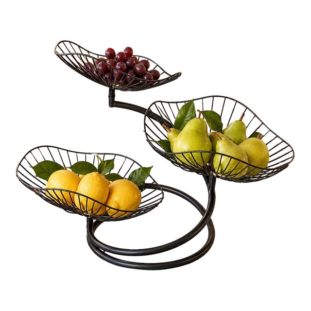 Mid-Century Modern Sculptural Rotating Three-Tier Wire Centerpiece For Sale