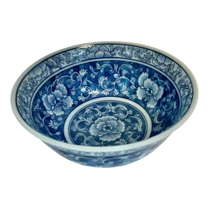 Vintage Chinoiserie Hollywood Regency Blue and White Bowl.