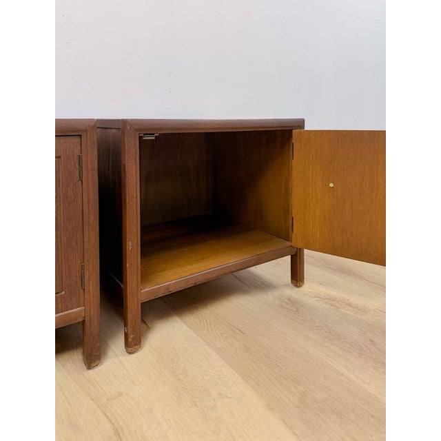 Pair of Vintage MCM Transitional Mersman Clover Walnut End Tables W/ Cabinet For Sale - Image 12 of 13