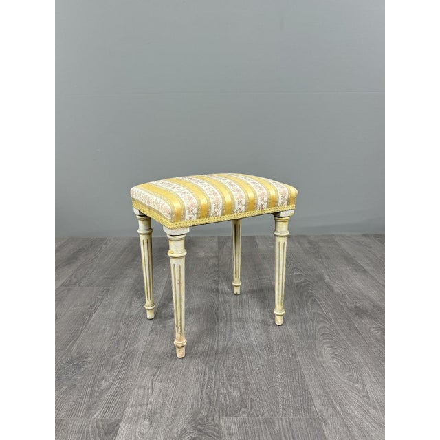 20th Century Louis XVI Medallion Armchairs with Ottoman, Set of 3 For Sale - Image 12 of 13