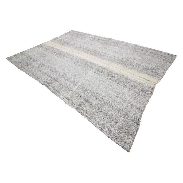 1960s Vintage Gray Turkish Kilim Rug- 7′2″ × 10′ For Sale - Image 4 of 7