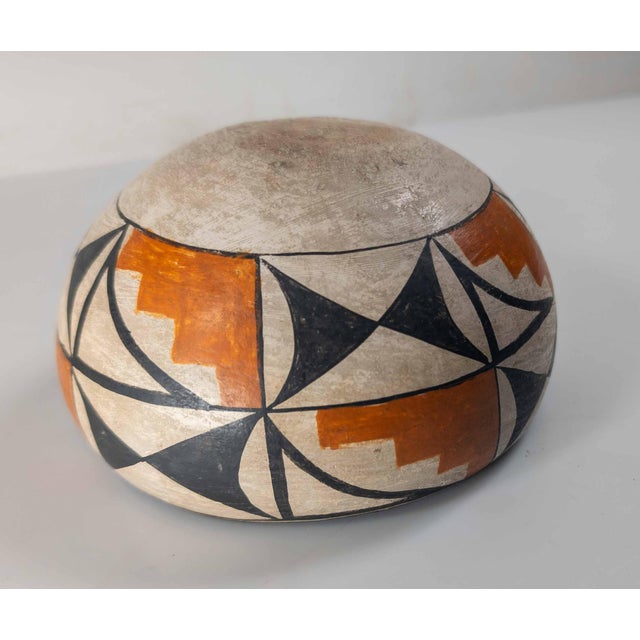 20th Century Southwest Native American Indian Acoma Polychrome Pottery Bowl For Sale - Image 11 of 11