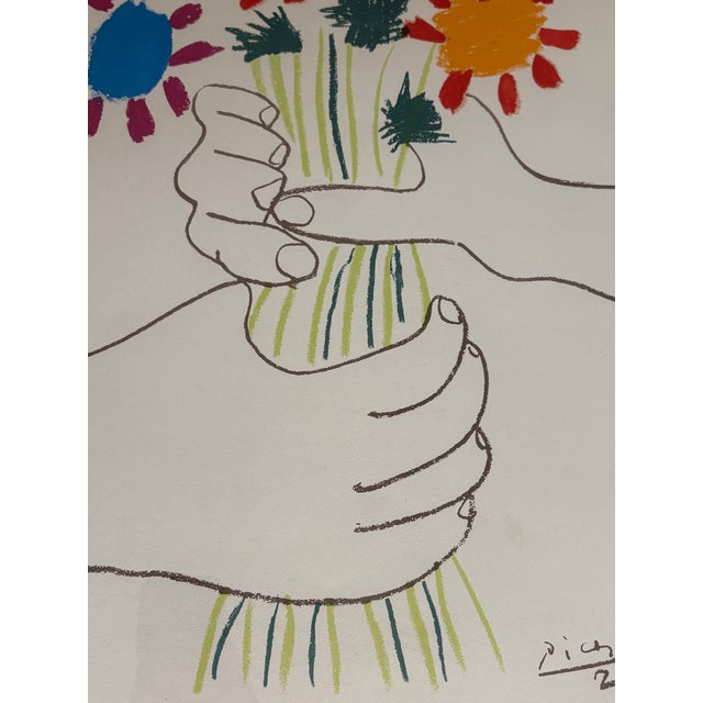 Modern 1950s Pablo Picasso - Flowers in the Hands Vintage Lithohgraph For Sale - Image 3 of 8