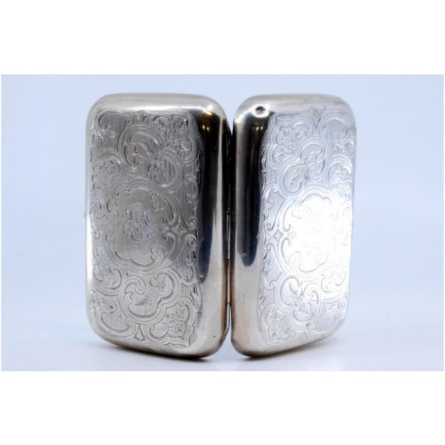 Silver Cigarette Case with Garlands Engraved on the Hinged Lid and Interior with Two Compartments. For Sale - Image 5 of 11