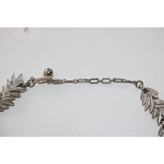 Mid 20th Century Trifari 1950s Organic Modern Silver Leaf Necklace & Earrings Set - 3 Pieces For Sale - Image 5 of 11