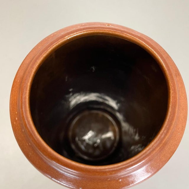 Line Tube Pottery Fat Lava Vase, 1970 For Sale - Image 11 of 16
