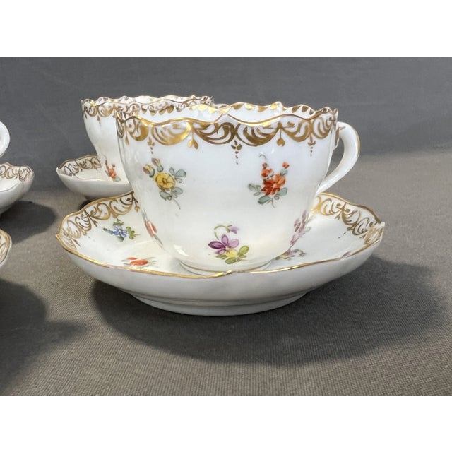 Porcelain Cups and Saucers with Gilt Edges and Floral Motifs from Meissen, 1950s, Set of 12 For Sale - Image 6 of 12