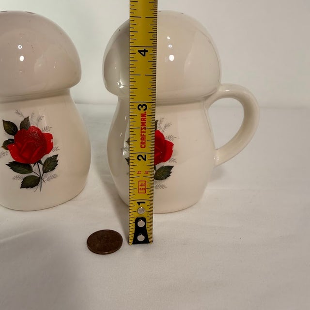 Ceramic Vintage 1970s Roses Mushroom Handles Salt Pepper Shakers Cottage Grannycore Retro - a Pair For Sale - Image 7 of 11