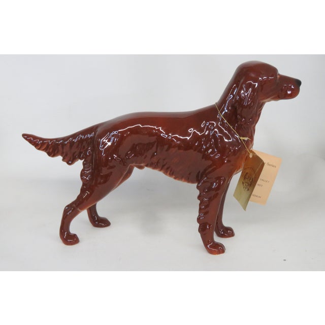 This vintage Goebel Irish Setter CH622 figurine is made of fine porcelain. This gorgeous figurine was carefully hand-...