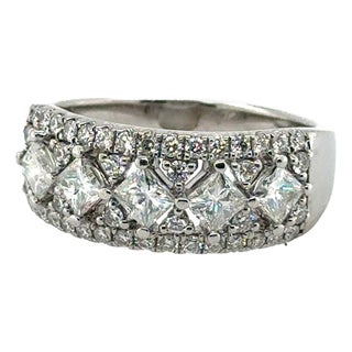 Late 20th Century Leo Diamond Band, Size 8 For Sale