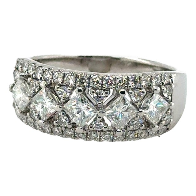 Late 20th Century Leo Diamond Band, Size 8 For Sale