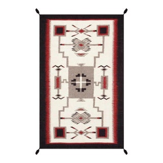 Tuscany Wool Ivory Area Rug, 3' 2'' X 5' 0'' For Sale
