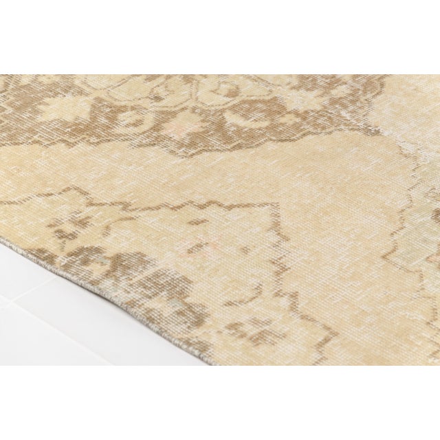 Turkish Mid 20th Century Home Living Tan Colour Oushak Runner For Sale - Image 3 of 9
