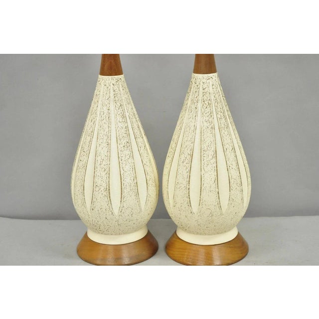 White Vintage Mid Century Modern Sculpted White Ceramic & Teak Wood Table Lamps - Pair For Sale - Image 8 of 12