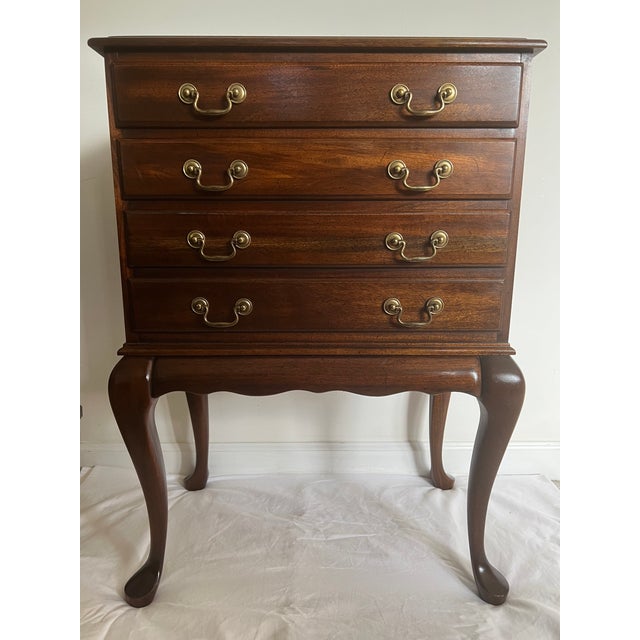 Silverware Storage Chest On Legs Dandk Organizer