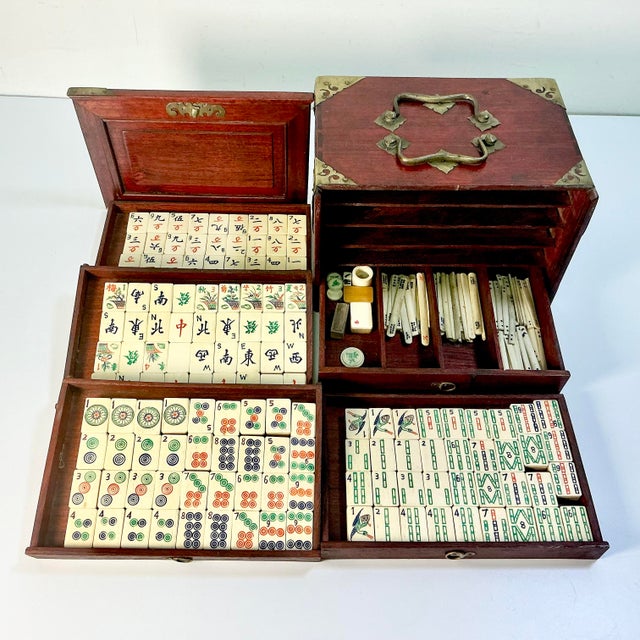 Chinoiserie Antique Chinese Boho Chic Chinoiserie Mahjong Game Set, Rosewood & Brass Box. For Sale - Image 3 of 15