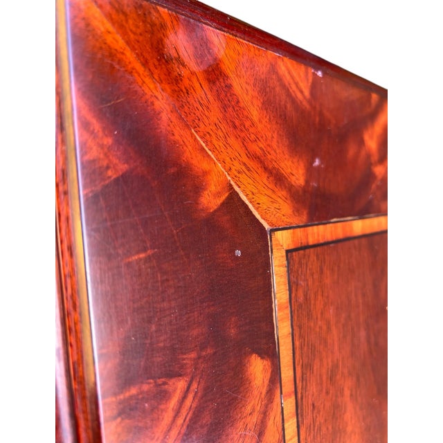 Burnt Umber Vintage Henkel Harris Coffee Table in Satinwood or Tulipwood and Banded Flame Mahogany For Sale - Image 8 of 12