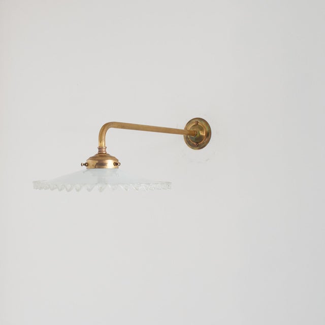 Glass Antique French Coolie Milk Glass Frilly Wall Light, 1920s For Sale - Image 7 of 7
