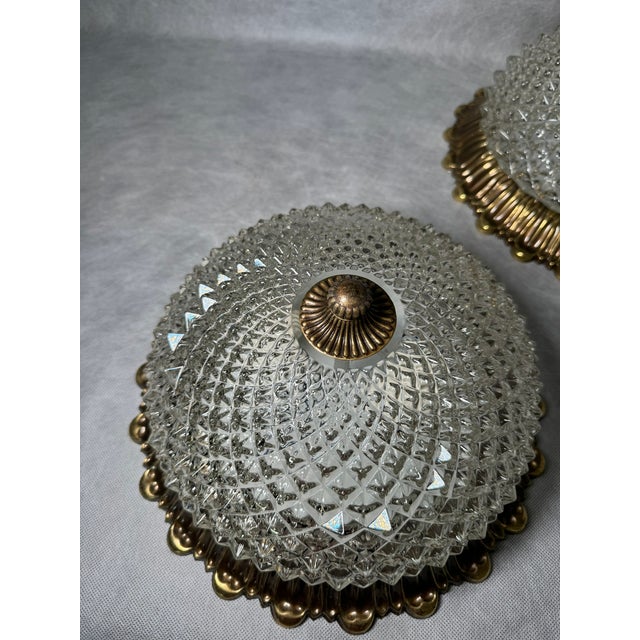 Hollywood Regency Brass and Textured Glass Flush Mount Lights from Sciolari, Italy, 1970s, Set of 3 For Sale - Image 11 of 12