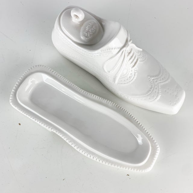 Jonathan Adler Funky White Ceramic Jonathan Adler Mens Shoe Butter Dish Designer Kitchen Decor For Sale - Image 4 of 9
