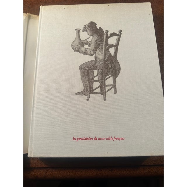 1960s Les Porcelainiers du XVIII Siecle Francais, 1964, french, Connaissance des Arts Book For Sale - Image 5 of 12