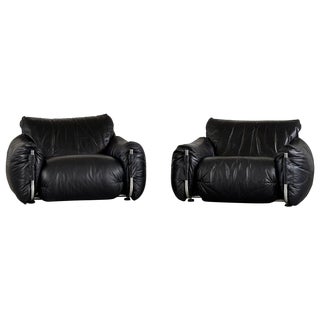 Set of Mid-Century Armchairs by Giuseppe Munari for Poltrona Munari, 1970s For Sale