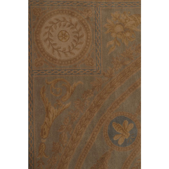 Antique French Aubusson Rug With Ornate Golden Floral Medallion - Rug & Kilim For Sale In New York - Image 6 of 10