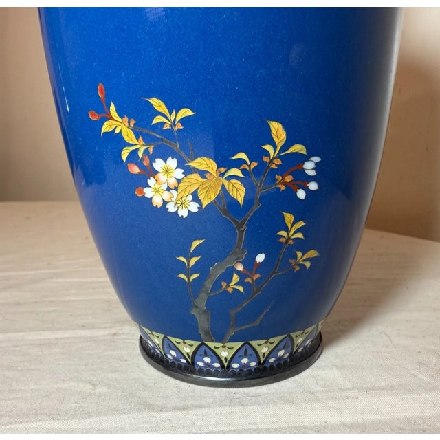Fine Antique Sterling Silver Mounted Japanese Enameled Blue Cloisonne Vase For Sale In New York - Image 6 of 15
