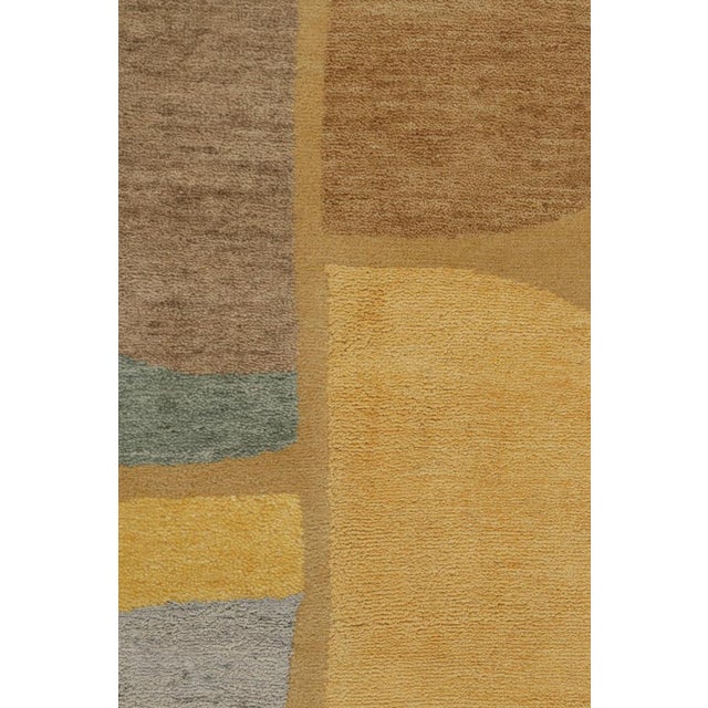 Rug & Kilim X Jenn Ski Mid-Century Modern Style Rug With Geometric Patterns For Sale In New York - Image 6 of 7