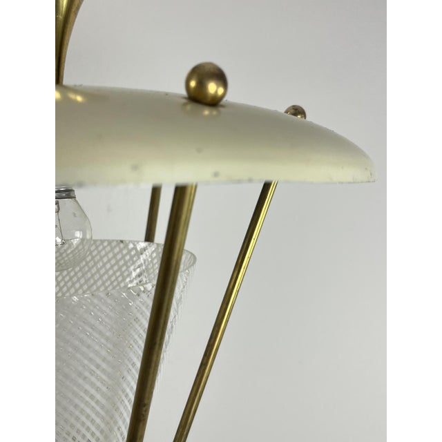 Cream Mid-Century Murano Reticello Glass and Brass Hanging Light, 1950s For Sale - Image 8 of 16