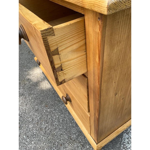 1900 - 1909 19th Century English Pine Chest For Sale - Image 5 of 10