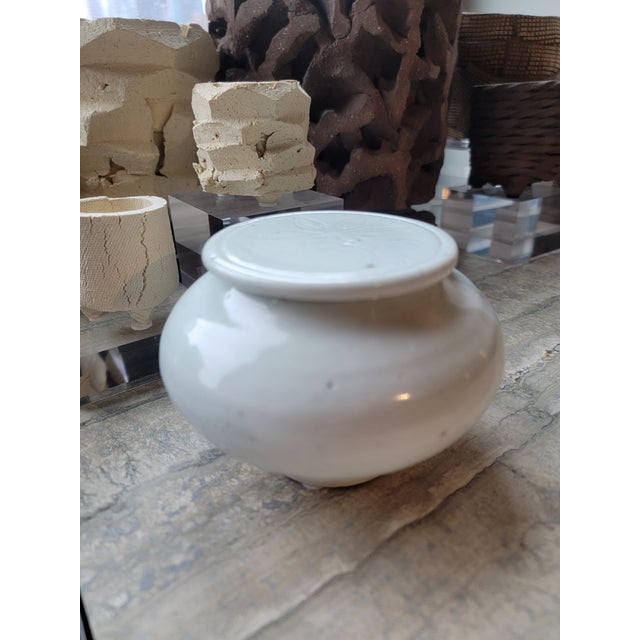 Handmade Japanese White Porcelain Lotus Flower Lidded Container From Rw Guild by Tomoko Sakai For Sale - Image 11 of 15