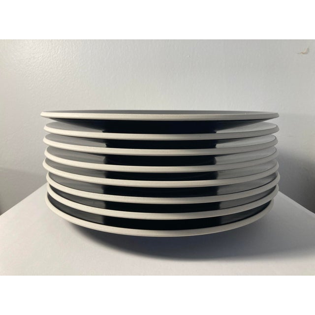 Ceramic 1980s Vignelli for Sasaki Colorstone Plates in Black- 22 Pieces For Sale - Image 7 of 10