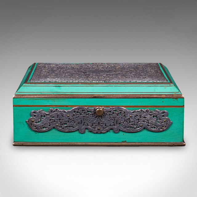 Traditional Small Antique Keepsake Box, English, Silver Plate, Trinket Case, Edwardian, 1910 For Sale - Image 3 of 12