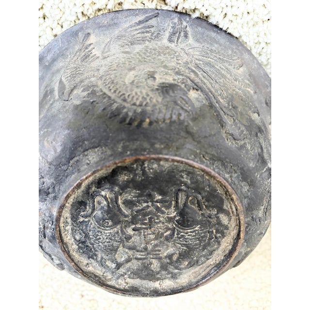 Antique Chinese Pair of Apocryphal Qing Dynasty Bronze Dragon Phoenix Fish Bowls For Sale In Los Angeles - Image 6 of 12