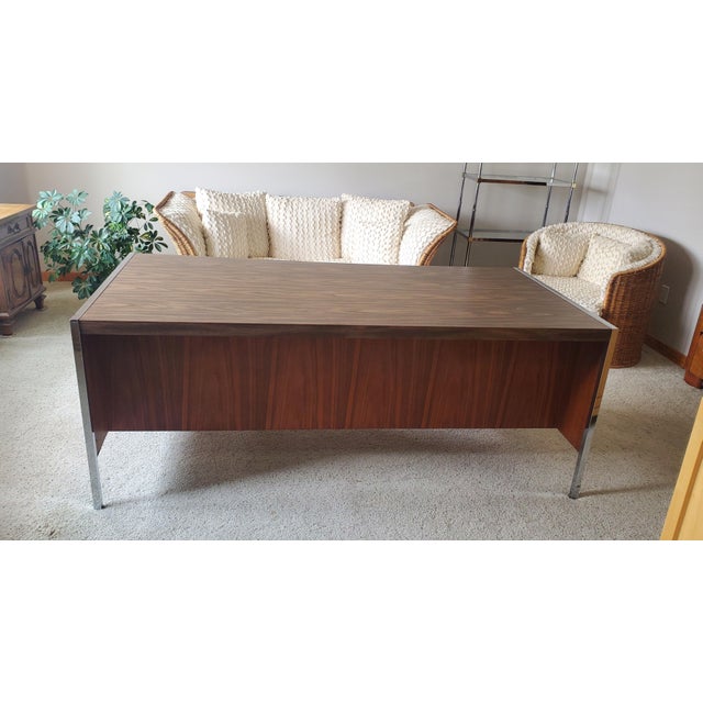 Mid-Century Modern Executive Desk Credenza Set Ge Series 900 Myrtle Desk Co 1960s, 2 Pieces For Sale - Image 12 of 17