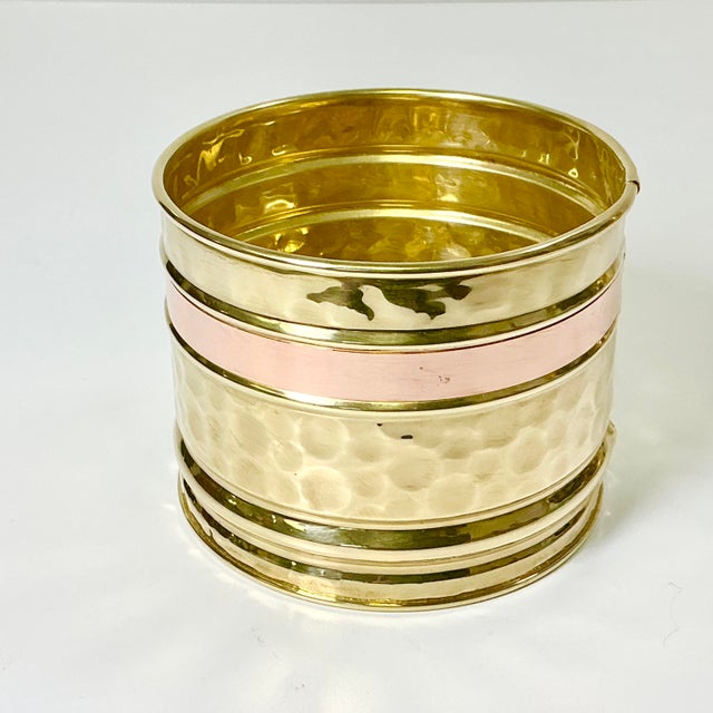 Mid-Century Boho Chic Hollywood Regency Arts & Crafts Small Brass Planter With Copper Band. For Sale - Image 4 of 8