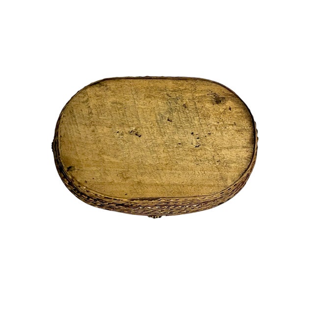 Antique French Tramp Art Birch Box With Scalloped Edge For Sale - Image 12 of 17